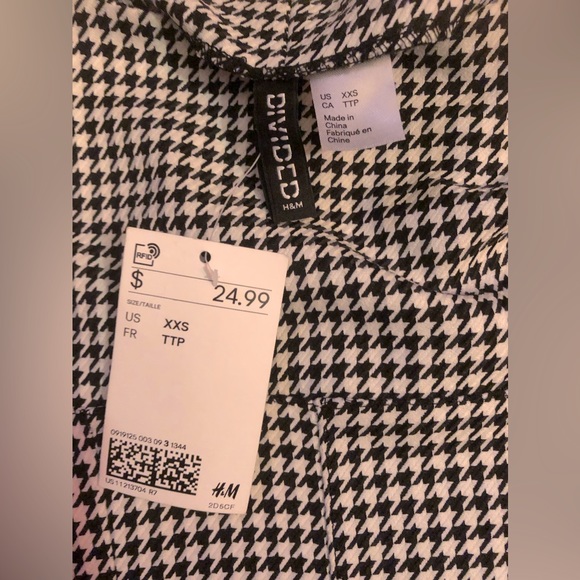 New w/ Tags Black and White Patterned H&M Dress by DIVIDED Size XXS - Picture 3 of 4